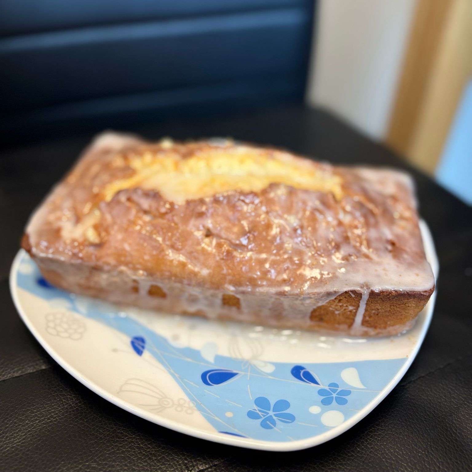 Saftiger Zitronenkuchen